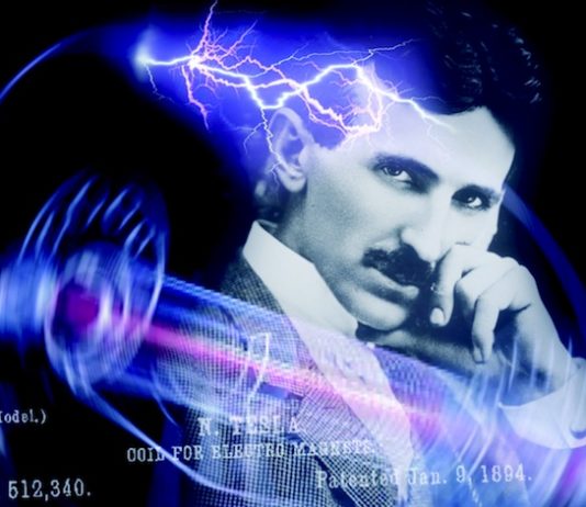Godine 1895. Tesla je izjavio da je otkrio “strukturu vremena i prostora”
