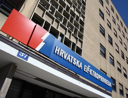 Otkrivamo cifre u javnoj nabavi HEP-a, preko kojih se pljačka HEP i odbijanje kupovine zaštitnih odjela za radnike jer su ‘preskupa’