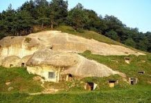 Iznimno bogata arheološka građa grada Stiljsko, središnjega grada Bijelih Hrvata od 8 – 10. stoljeća na području današnje Lavovske županije u Ukrajini