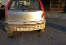 KOMEDIJA: Srbin, novinar iz Topuskog iskazao mržnju prema Hrvatskoj preko oznaka na automobilu!