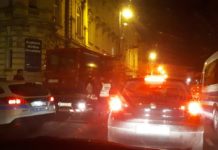 Pupi i njegov šegrt Andrej Istambulski progone ‘ustaše’, a u centru grada ravnogorski četnici pozivaju na klanje Hrvata!