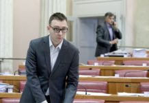 Glavaševiću se priviđaju klerofašisti koji odrubljuju glave, ali ne vidi četnike i teroriste u srpskoj crkvi