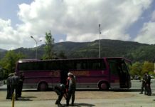 Slike pretresa Hrvata od strane austrijskih policajaca kao da su islamski teroristi