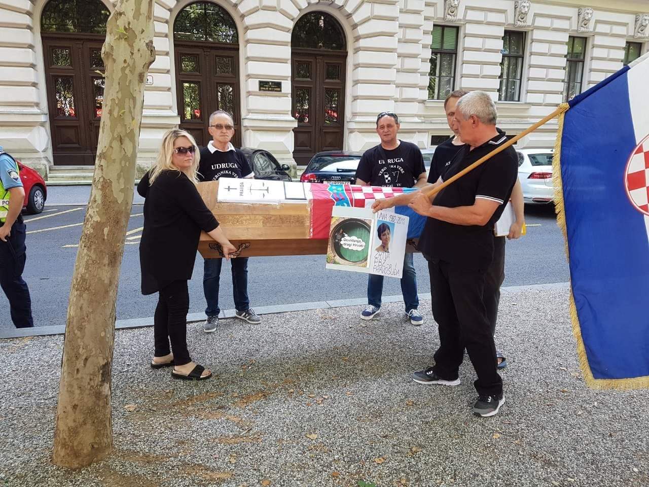 received_1920977317933210