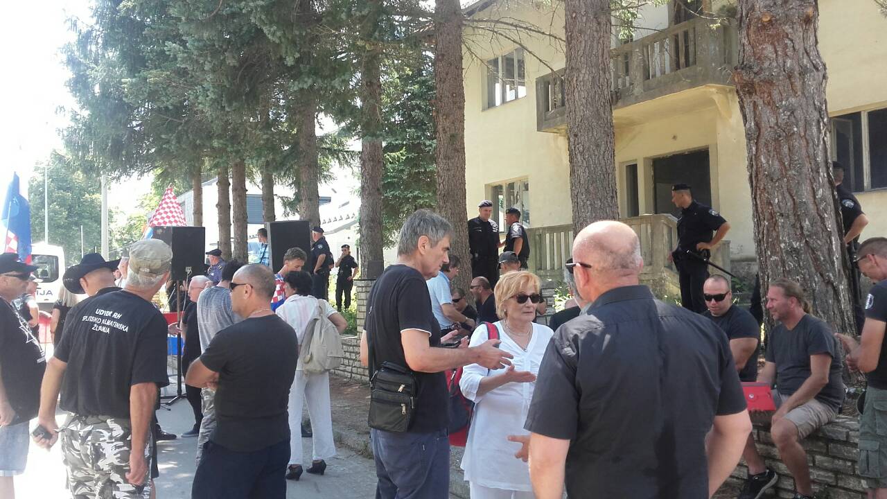 IMG-80671f148fed46bb1ae804733656f069-V