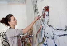 Aktivistica protiv Putina napravila samoubojstvo ili je ubijena?