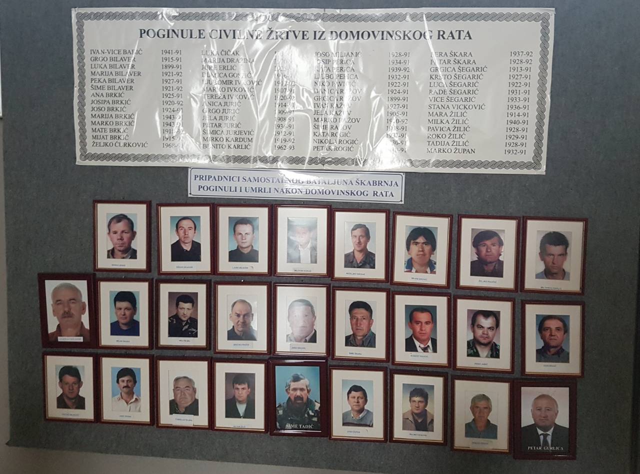 IMG-9e67da7c72e6c976813db2f86b2f2730-V