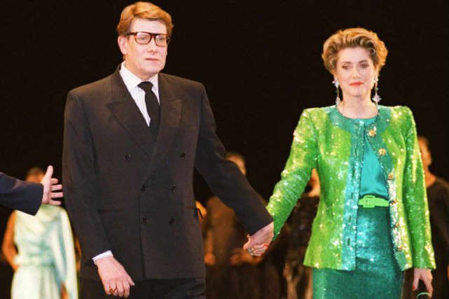 1589055-yves-saint-laurent-catherine-deneuve