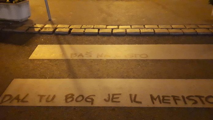 received_369339313632512