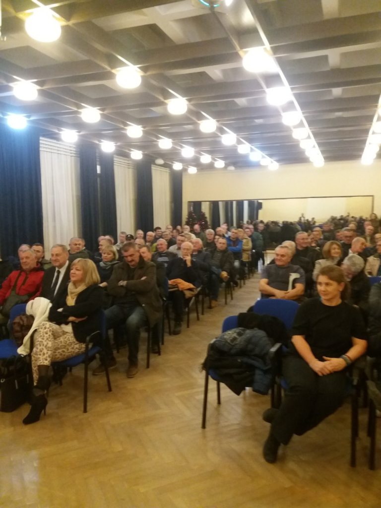 IMG-16bd770ee5030779bfa0292431bc3897-V