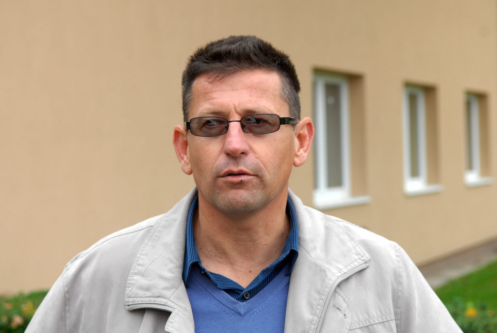 Naèelnik Vojniæa 'osposobljen za rad na siguran naèin', isto trai i za Vladu