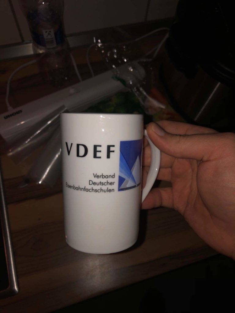 received_2647029985320356