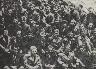 20101128180218tito_s_vijeccnicima_na_drugom_zasjednaju