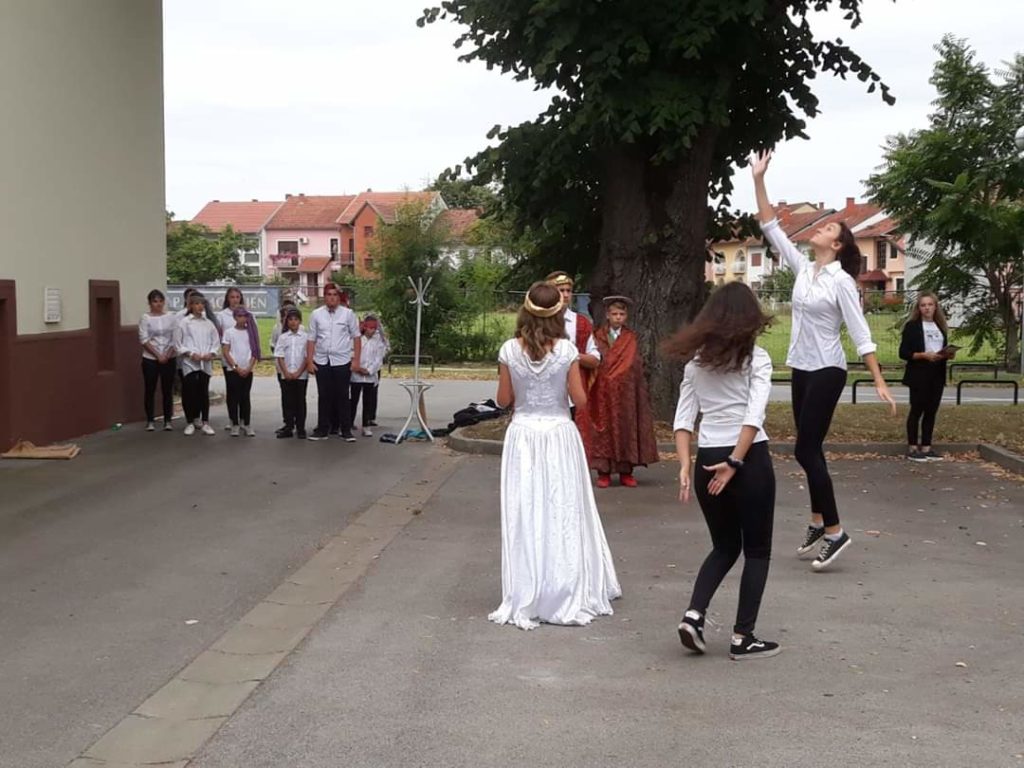 FB_IMG_1573070844853