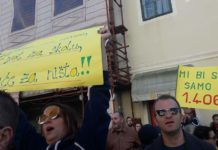 Rat učitelja i vlade u kojem su žrtve sve više učenici; tjera ih se iz škole, za vikende tjera u školu i skraćuju im se zimski praznici!