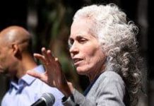 Facebook skriva fotografije američke ravnateljice zdravstva iz L.A. s diplomom “umjetnosti u javnom zdravstvu”